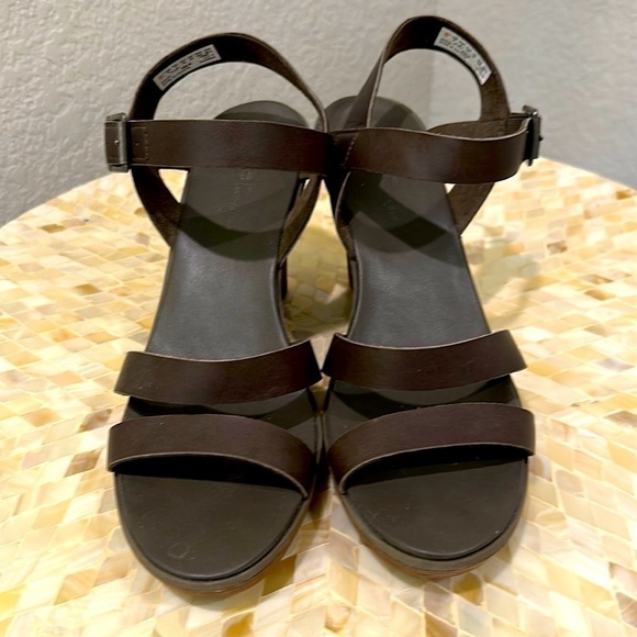 Timberland leather  sandals size 9 - Picture 3 of 11
